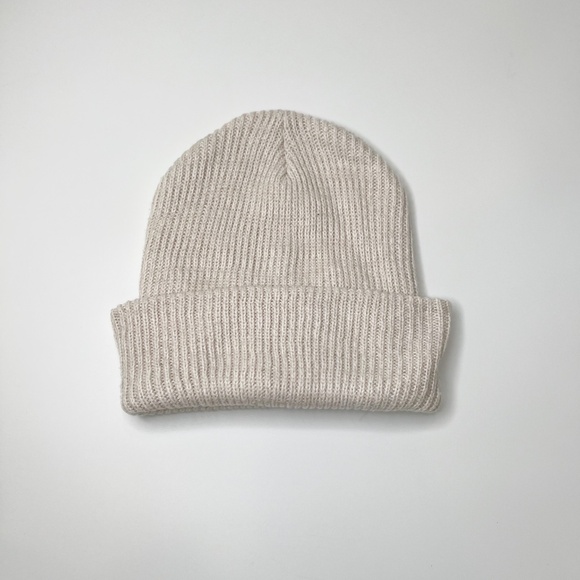 Main Character Accessories - Aritzia Main Character Beanie Women's One Size Ivory
